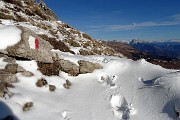 61 Pestando neve fresca salendo in Cima Croce